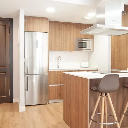 Avg Numa Guilhou 4 * Gijón